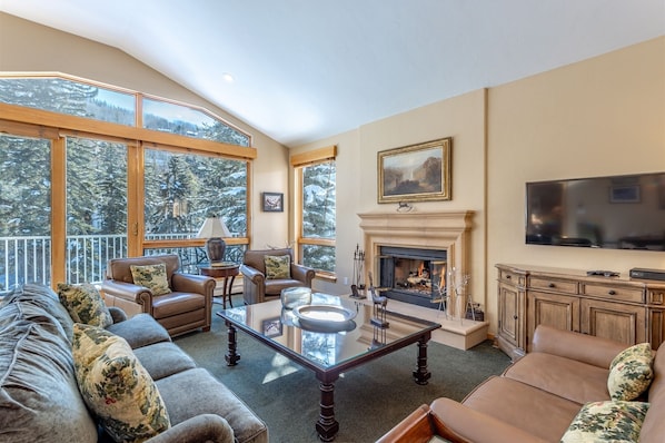 Living Room, Gas Fire Place, Access Deck