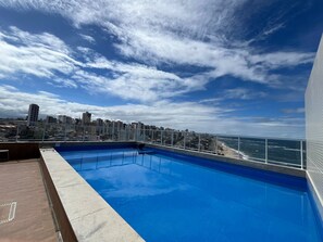 Piscina no Rooftop