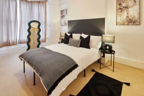 Milford Road, Birmingham - Host & Stay