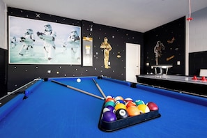 Spielezimmer