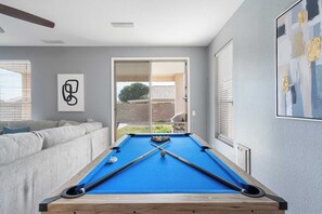 Spielezimmer