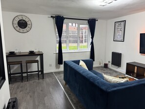 Living Room / Lounge