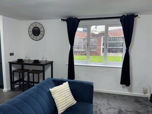 Living Room / Lounge