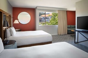 Unit with 2 Queen Beds