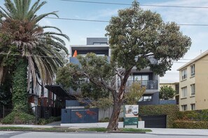 Ideally located on Barkly Street in St Kilda, within walking distance to the popular cafes, shops, and restaurants of Acland Street. Bustling Carlisle Street leads you in one direction, while the beach life awaits in another.
