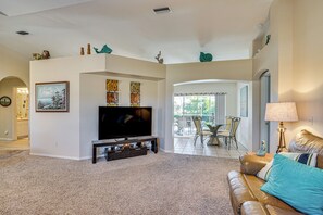Living Room | Single-Story Home | Open Floor Plan | Central A/C & Heating