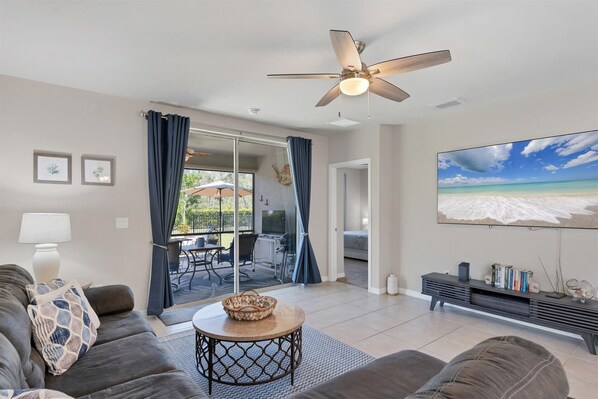 Beautiful 2 bedroom, 2 bathroom villa in the gated community of Waterford Estates in Punta Gorda