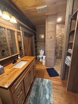 Bathroom #2