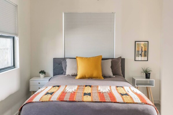 Bedroom (1)