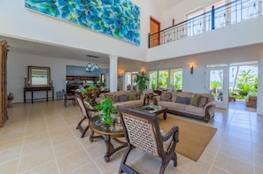 Mesmerizing ocean-front villa with sea-side jacuzzi and fire pit (4860)