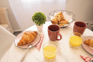Breakfast meal