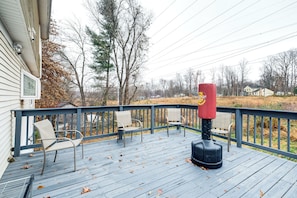 Deck w/ Seating | Wood-Burning Fire Pit