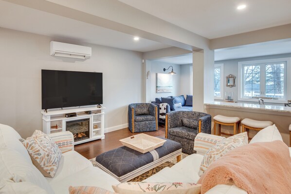 Wells Vacation Rental | 3BR | 1.5BA | Stairs Required | 1,500 Sq Ft