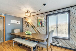 Dining Area | Dishware/Flatware | Trash Bags/Paper Towels