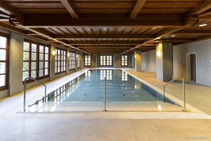Holiday Home Swimming Pool