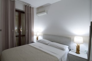 Autumn, Bedroom, Spring, Summer