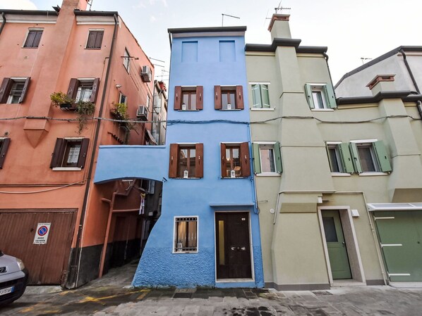 Azul, Pared, Ventana, Fachada, Barrio, Arquitectura, Puerta, Casa, Departamento, Balcón