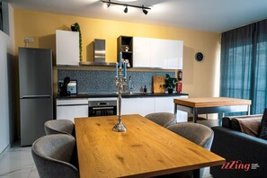 The Dining Room Area - fully equipped kitchen