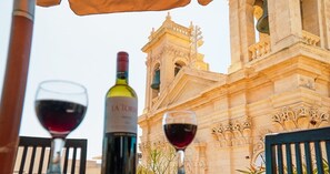 Early evenings at Victoria Apartment