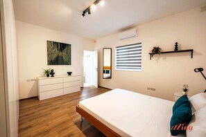 Mgarr bedroom - double