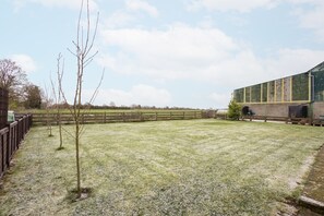 Croft Cottage, Brawby - Host & Stay