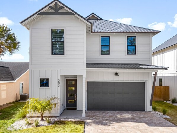 1-305 Palm Beach Dr-2
