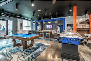 Spielezimmer
