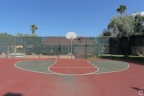 Sportplatz