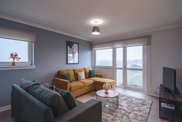 Living Room / Lounge