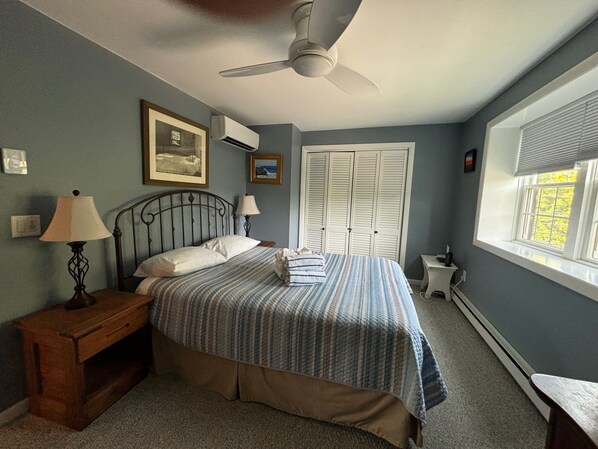 bedroom201