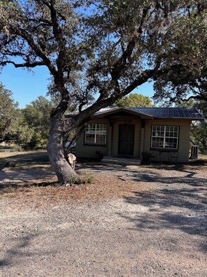 Cabin 3 Front Porch