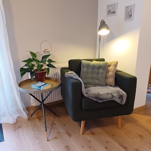 Lese-Ecke mit Leselampe