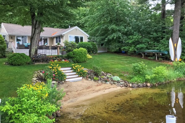 Milton Vacation Rental | 2BR | 2BA | Steps Required | 1,225 Sq Ft