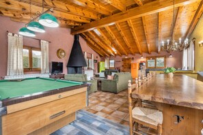 Spielezimmer