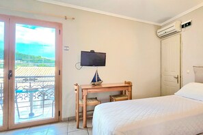 Twin bedroom with aircon