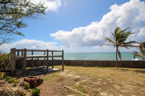 Viewing deck and garden