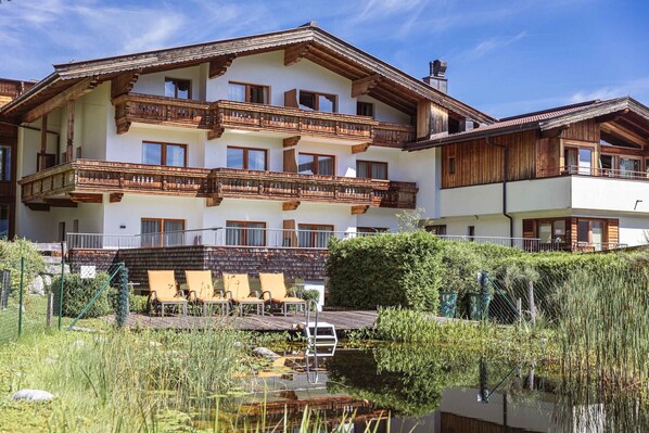 Außenseite Ferienhaus [Sommer]