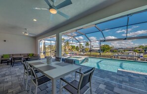 outside entertaining area