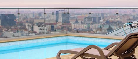 Piscine sur le toit