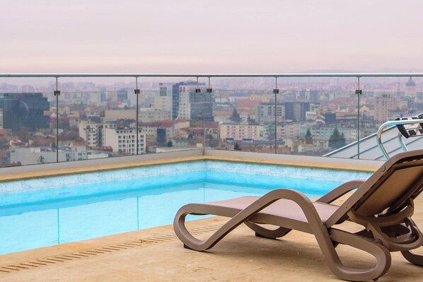 Rooftop pool