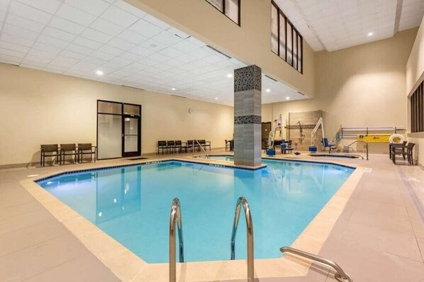 TheDistrictbyHiltonClub_1