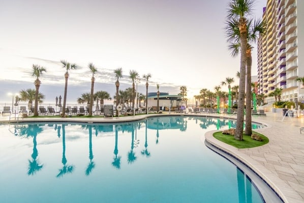 Club Wyndham Ocean Walk_1.jpg