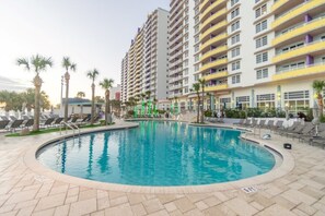 Club Wyndham Ocean Walk_2.jpg