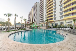 Club Wyndham Ocean Walk_2.jpg