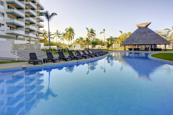 Shared pool and palapa