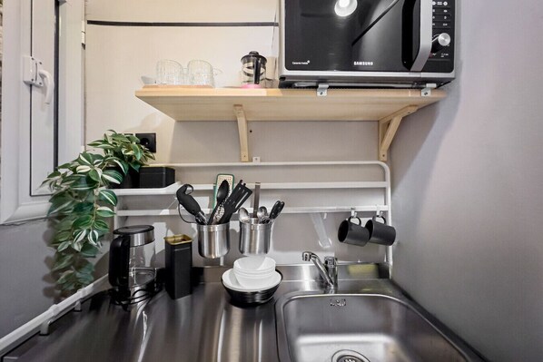 Cozy kitchenette!