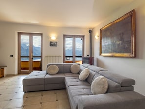 Furniture, Flooring, Interior Design, Wood, Couch, Floor, Living Room, Room, Apartment