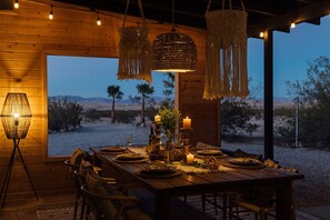 Outdoor dining
