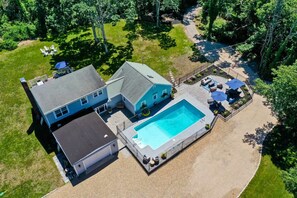 This expansive compound offer room for everyone to relax and play.