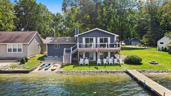 Private Lakefront 60 ft and dock